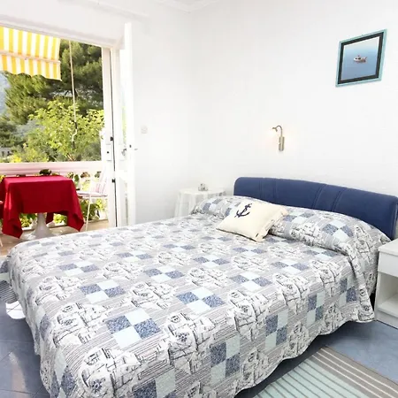Gasthof And By The Sea - Porat, Makarska - 2733