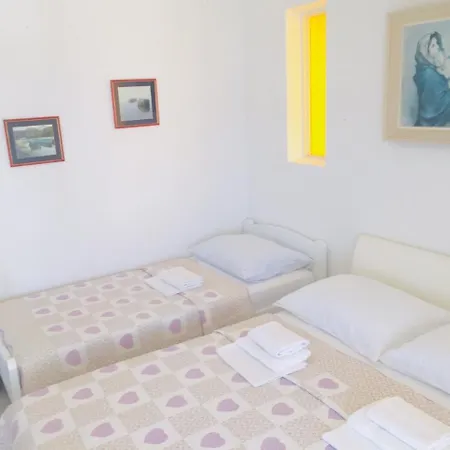 And By The Sea - Porat, Makarska - 2733 ゲストハウス Živogošće